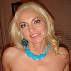 A Group of Old Sluts and Men Enjoy Fucking in All Ways