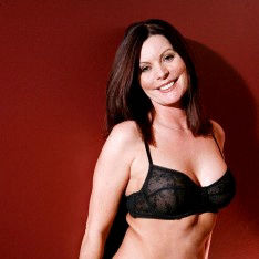 Hot housewives Brenda James and Magdalene St. Michaels