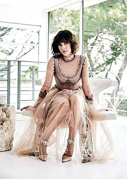 Lizzy Caplan Nude & Sexy - Compilation - HD