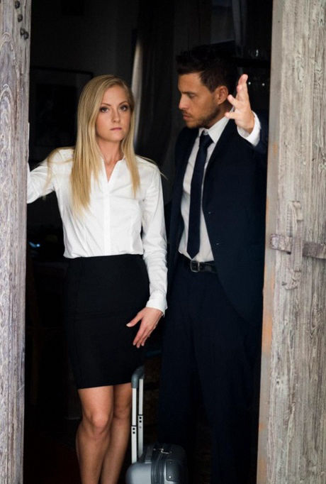 Fake Agent does awesome photo shoots and sexy models get fucked